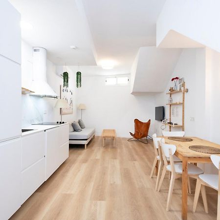 Apartament Duplex Victoria By Dossan Malaga Zewnętrze zdjęcie